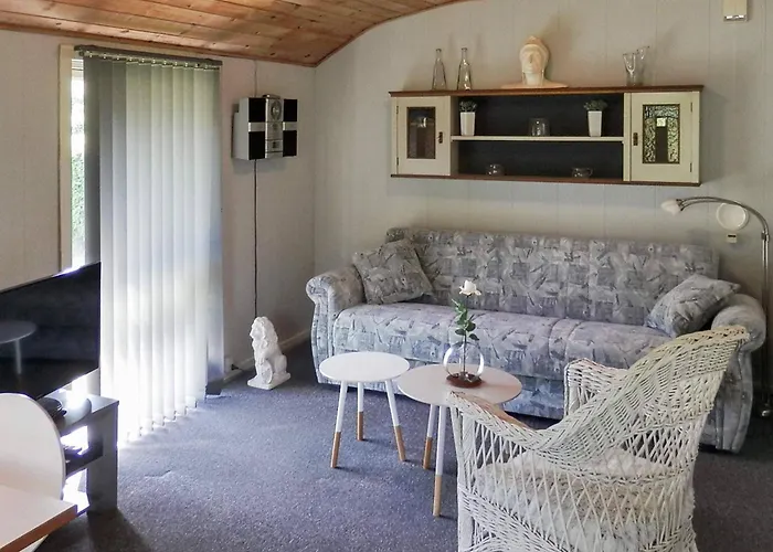 4 Person In Grindsted-by Traum